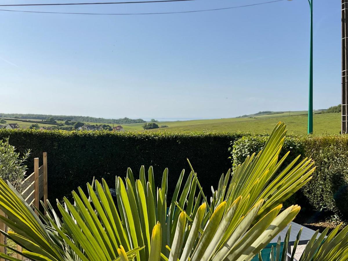 Sur Les Routes De La Mer Saint-Inglevert Exterior photo